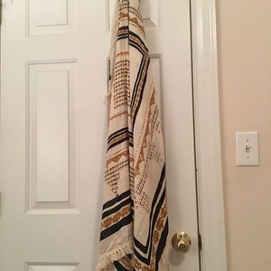 Accessories - Gorgeous Scarf. NWT. Accessories - Gorgeous Scarf. NWT.